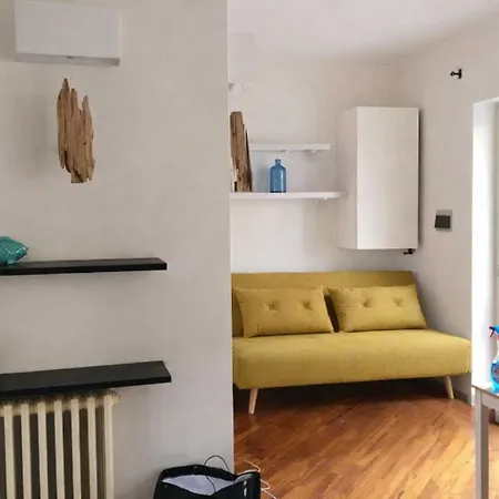 Casa Tritone Genova